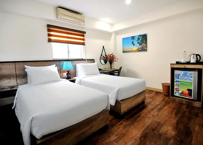 Golden Lotus Hotel